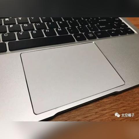 电脑初学者入门打字：从零开始轻松掌握基础技巧及常用快捷键教程