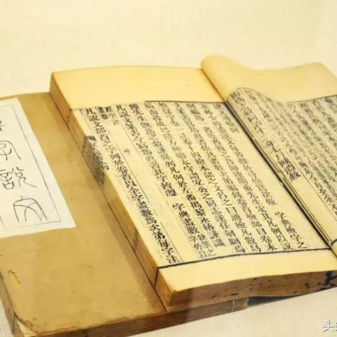 在现代学习与工作中，探讨笔记本电脑租赁的重要性与优势的英语作文