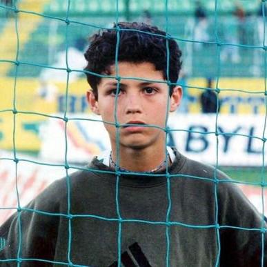 (《炙热》)炙热结局解析:故事情节高潮迭起,意外发展让人唏嘘不已