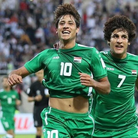 (穿越足球小将世界小说)足球小将世界的奇幻之旅:我穿越到了一个足球热衷的未知世界