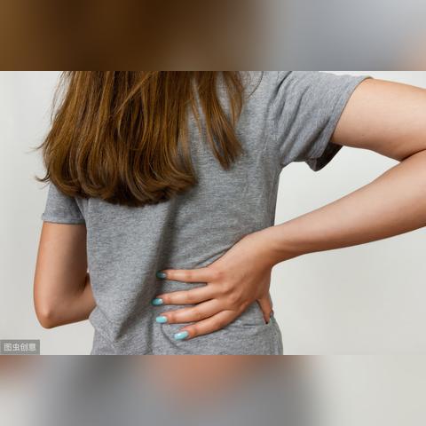 探讨血之诗月之蚀手游——聚焦游戏内丰富剧情与独特战斗系统的结合，带来全新体验