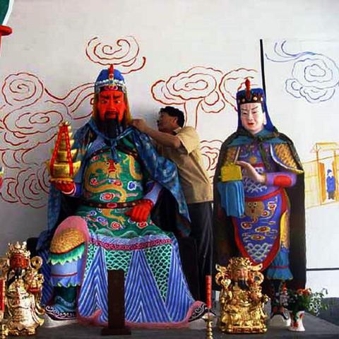 (热血三国志ol攻略)热血三国志ol手游：打造最强武将，征战沙场，体验战争风云！