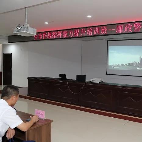 探索游戏秘密:详解《迷途深渊》如何通过内部系统调整和修改人物属性的全面指南