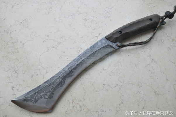 (怪异刀具)探寻神秘之地：怪攘刀子的传说和秘密力量揭秘